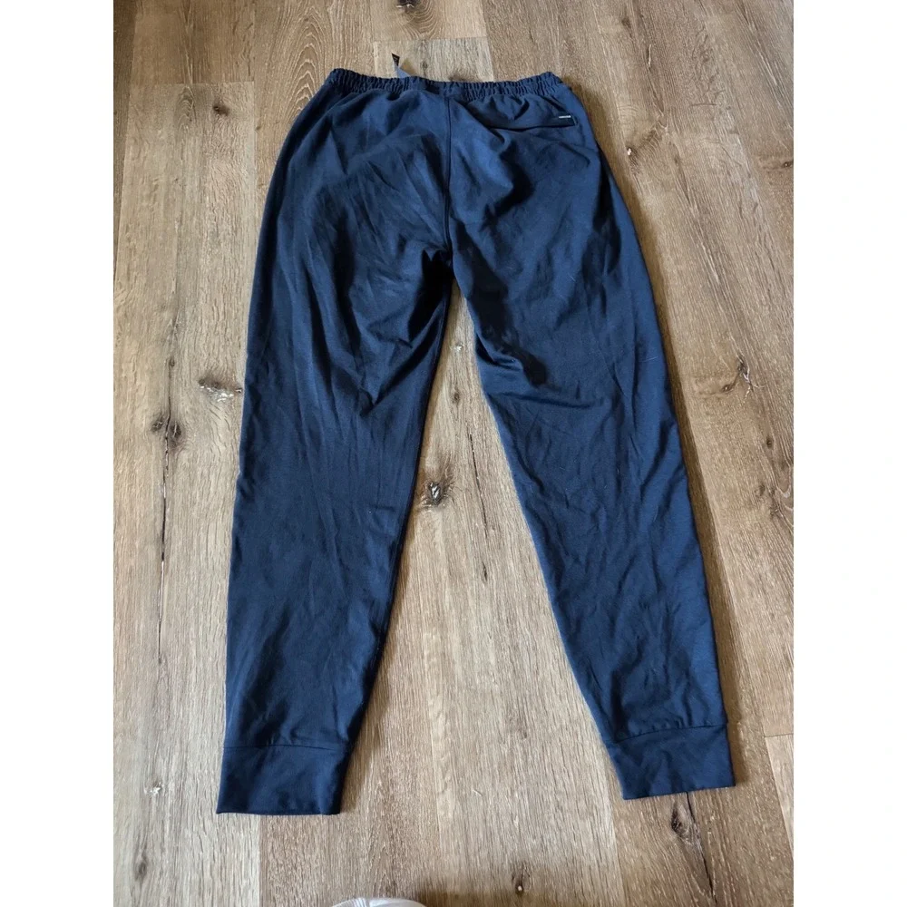 Vuori Navy Performance V438 Tapered Joggers Size M - Picture 4 of 6
